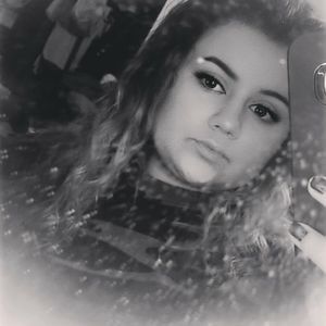 Meet your Posher, Hailey